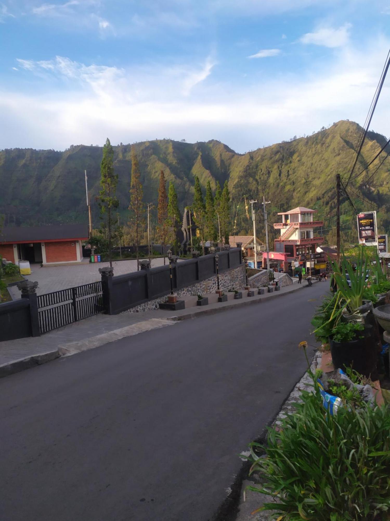 Lusman Homestay Bromo Ngadisari エクステリア 写真